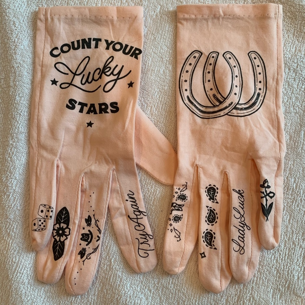 Understated Leather Cloth Gloves